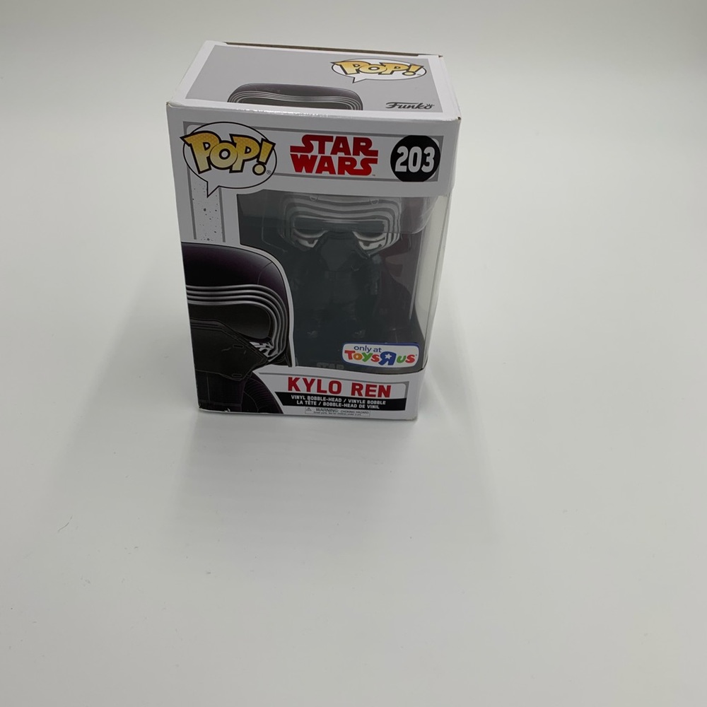 Pop Star Wars Kylo Ren